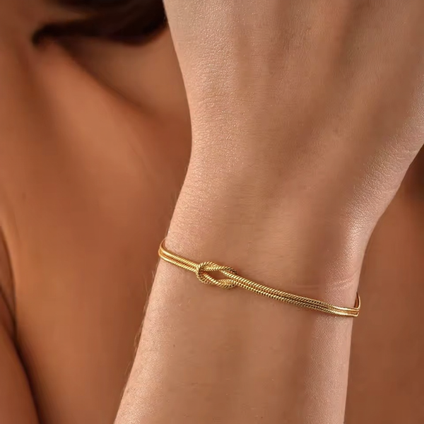 Eternity Loop Bracelet