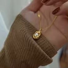 Molten Pearl Necklace